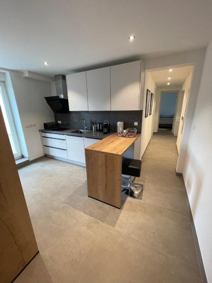 Moderne Ferienwohnung An Der Lichtentaler Allee Apartment *